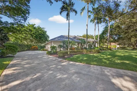 9923 Se Oak Tree Terrace Tequesta FL 33469