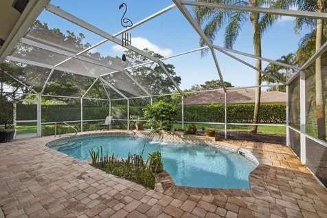 9923 Se Oak Tree Terrace Tequesta FL 33469