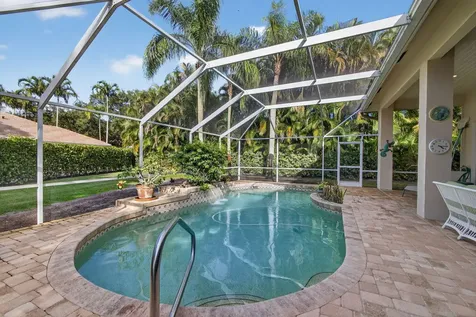 9923 Se Oak Tree Terrace Tequesta FL 33469