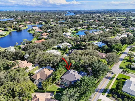9923 Se Oak Tree Terrace Tequesta FL 33469