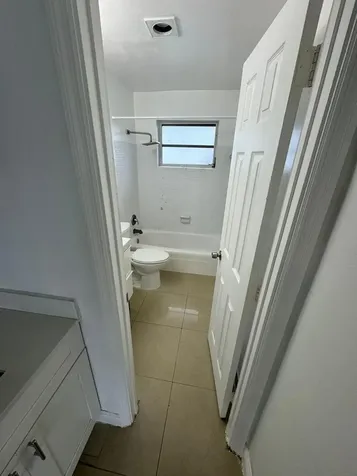 512 SW 2nd Street Hallandale Beach FL 33009