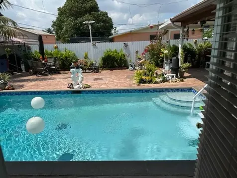 1380 Nw 171 Street Miami Gardens FL 33169