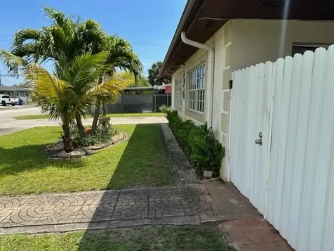 1380 Nw 171 Street Miami Gardens FL 33169