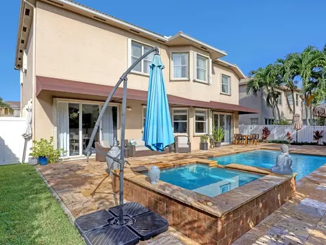 2227 Ridgewood Circle Royal Palm Beach FL 33411