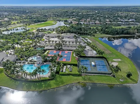 2227 Ridgewood Circle Royal Palm Beach FL 33411