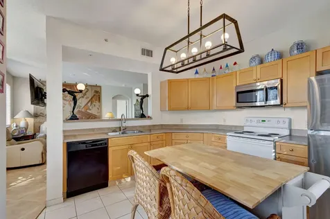 11023 Legacy Lane Palm Beach Gardens FL 33410