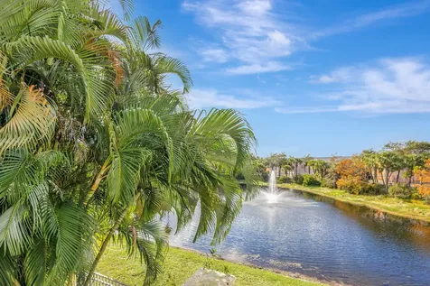 11023 Legacy Lane Palm Beach Gardens FL 33410