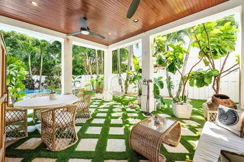 540 Ne Spanish Trail Boca Raton FL 33432