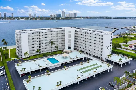 301 Lake Shore Drive Lake Park FL 33403