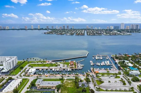 301 Lake Shore Drive Lake Park FL 33403
