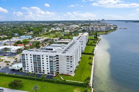 301 Lake Shore Drive Lake Park FL 33403