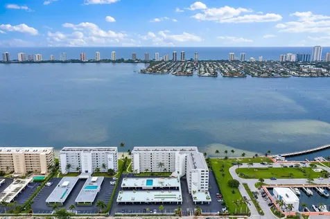 301 Lake Shore Drive Lake Park FL 33403