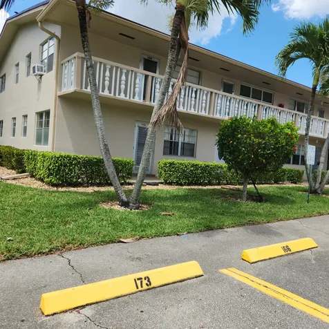 173 Kent J West Palm Beach FL 33417