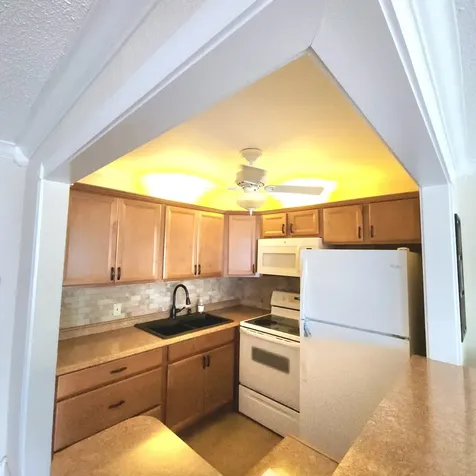 173 Kent J West Palm Beach FL 33417