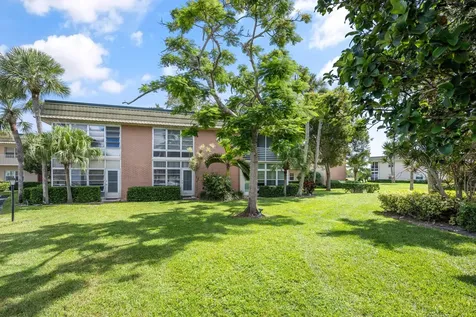 40 Vista Gardens Trail Vero Beach FL 32962