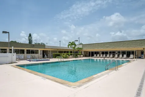 40 Vista Gardens Trail Vero Beach FL 32962