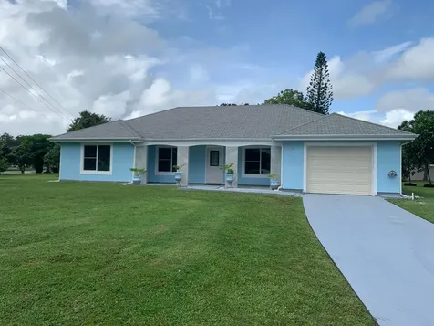 1592 SE Burning Court Port Saint Lucie FL 34952