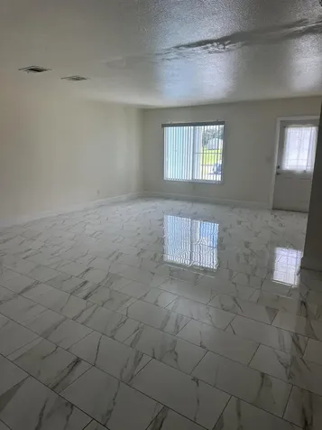 1592 SE Burning Court Port Saint Lucie FL 34952