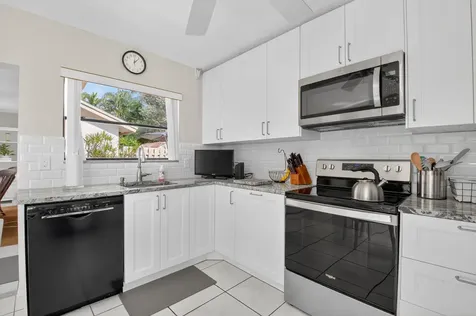 1301 Nw 23rd Lane Delray Beach FL 33445