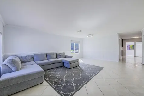 2882 Sw Cape Breton Drive Port Saint Lucie FL 34953