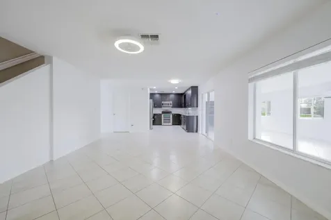 2882 Sw Cape Breton Drive Port Saint Lucie FL 34953