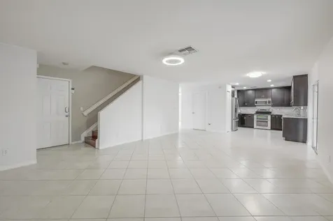 2882 Sw Cape Breton Drive Port Saint Lucie FL 34953