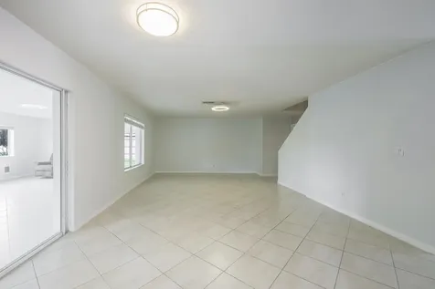 2882 Sw Cape Breton Drive Port Saint Lucie FL 34953