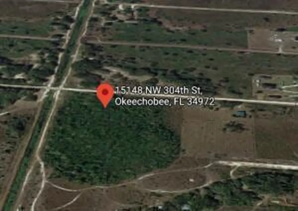 15138 NW 304th Street Okeechobee FL 34972