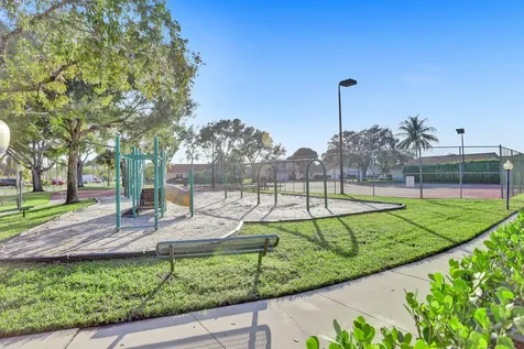 2401 Amherst Court Boynton Beach FL 33436