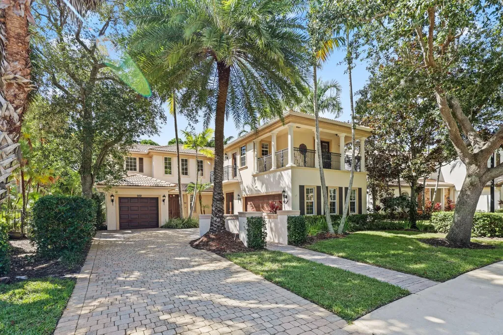 932 Mill Creek Drive Palm Beach Gardens FL 33410
