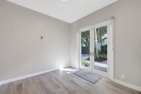 932 Mill Creek Drive Palm Beach Gardens FL 33410