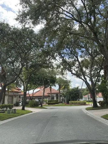 1107 Via Jardin Riviera Beach FL 33418