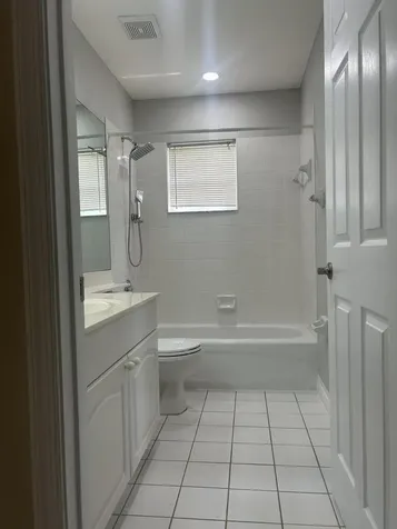 1107 Via Jardin Riviera Beach FL 33418
