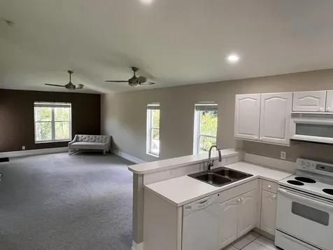 1107 Via Jardin Riviera Beach FL 33418