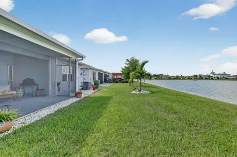 812 Persimmon Place Fort Pierce FL 34981
