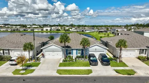 812 Persimmon Place Fort Pierce FL 34981