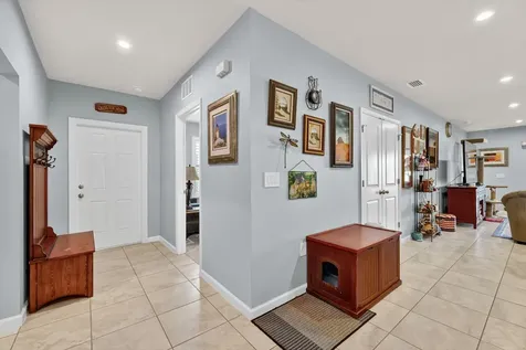 812 Persimmon Place Fort Pierce FL 34981