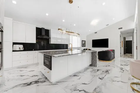 7614 La Corniche Circle Boca Raton FL 33433