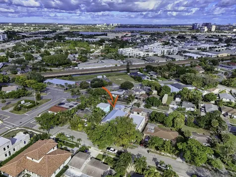 1013 Ardmore Road West Palm Beach FL 33401