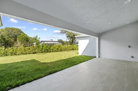 6013 Bamboo Drive Fort Pierce FL 34982