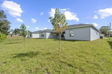 6013 Bamboo Drive Fort Pierce FL 34982