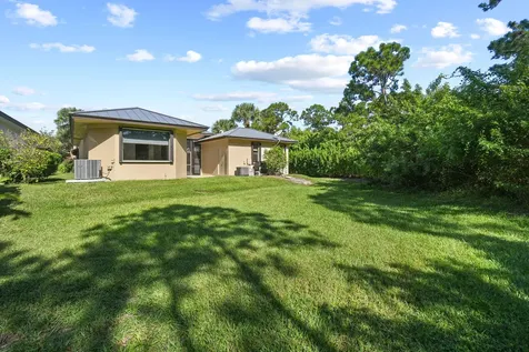 10405 Se Slash Pine Court Hobe Sound FL 33455