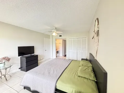 2900 N Palm Aire Drive Pompano Beach FL 33069