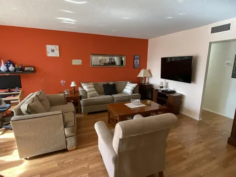 7 Greenway Royal Palm Beach FL 33411