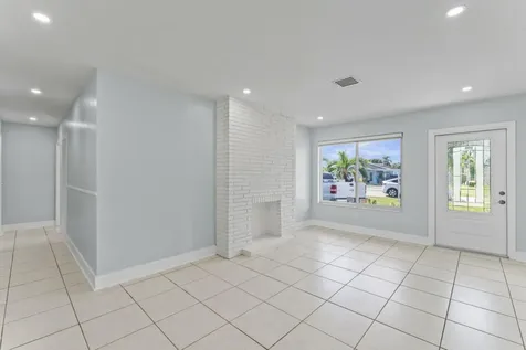 348 Lanier Drive Palm Springs FL 33461