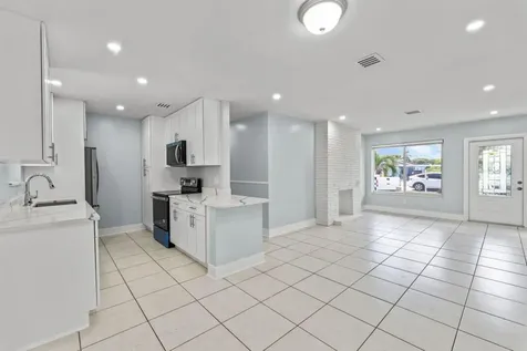 348 Lanier Drive Palm Springs FL 33461
