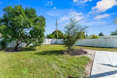 348 Lanier Drive Palm Springs FL 33461