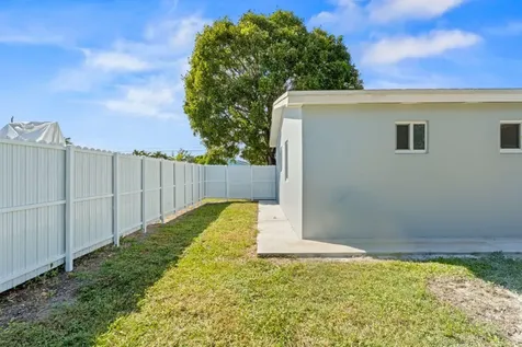 348 Lanier Drive Palm Springs FL 33461
