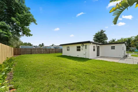 3797 Bahama Road Palm Beach Gardens FL 33410