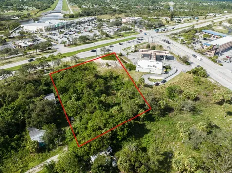 1988 N Us Highway 1 Fort Pierce FL 34946